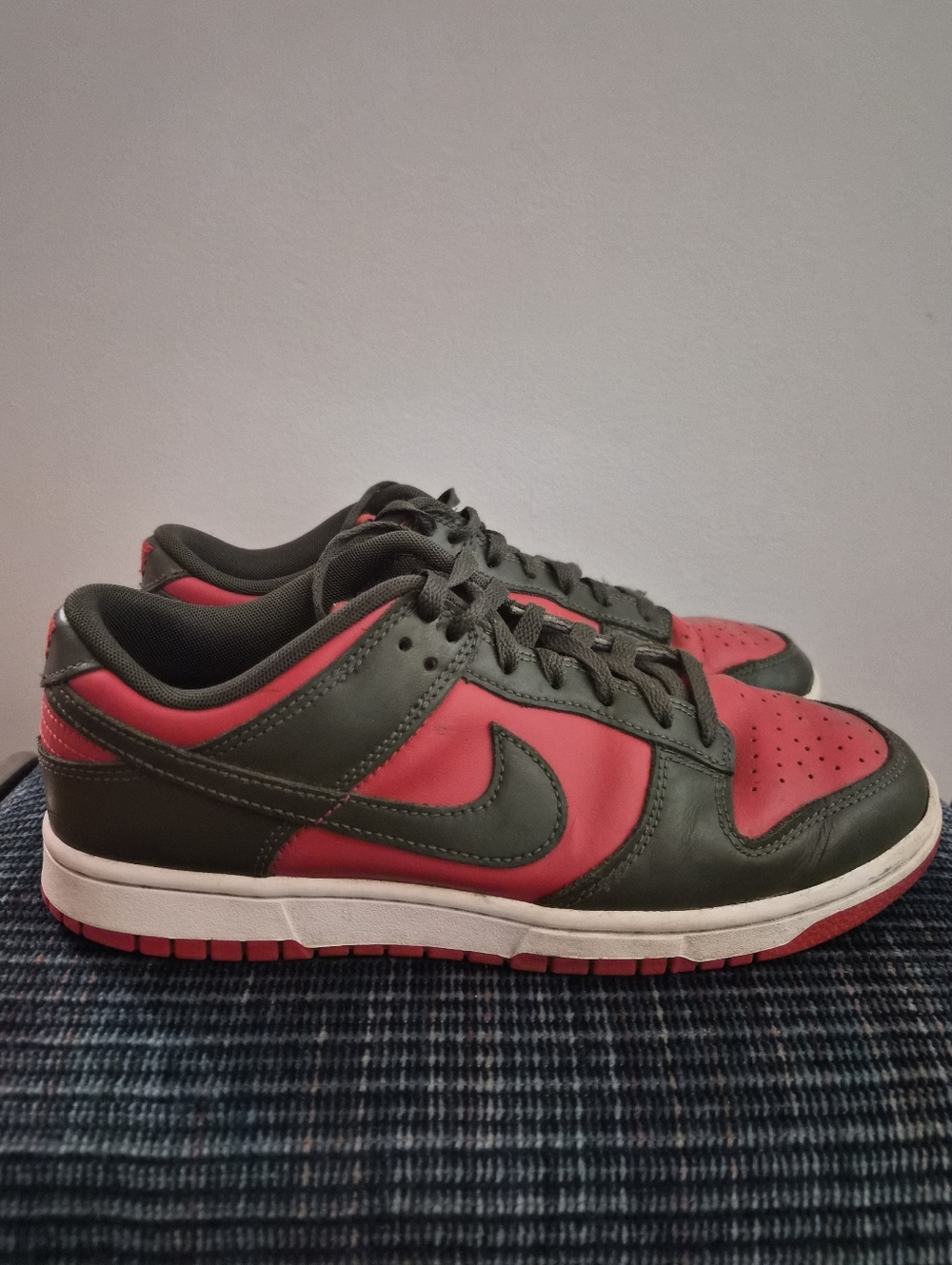 2023 Nike Dunk Low Mystic Red / Cargo Khaki Sneakers | Size 8 US